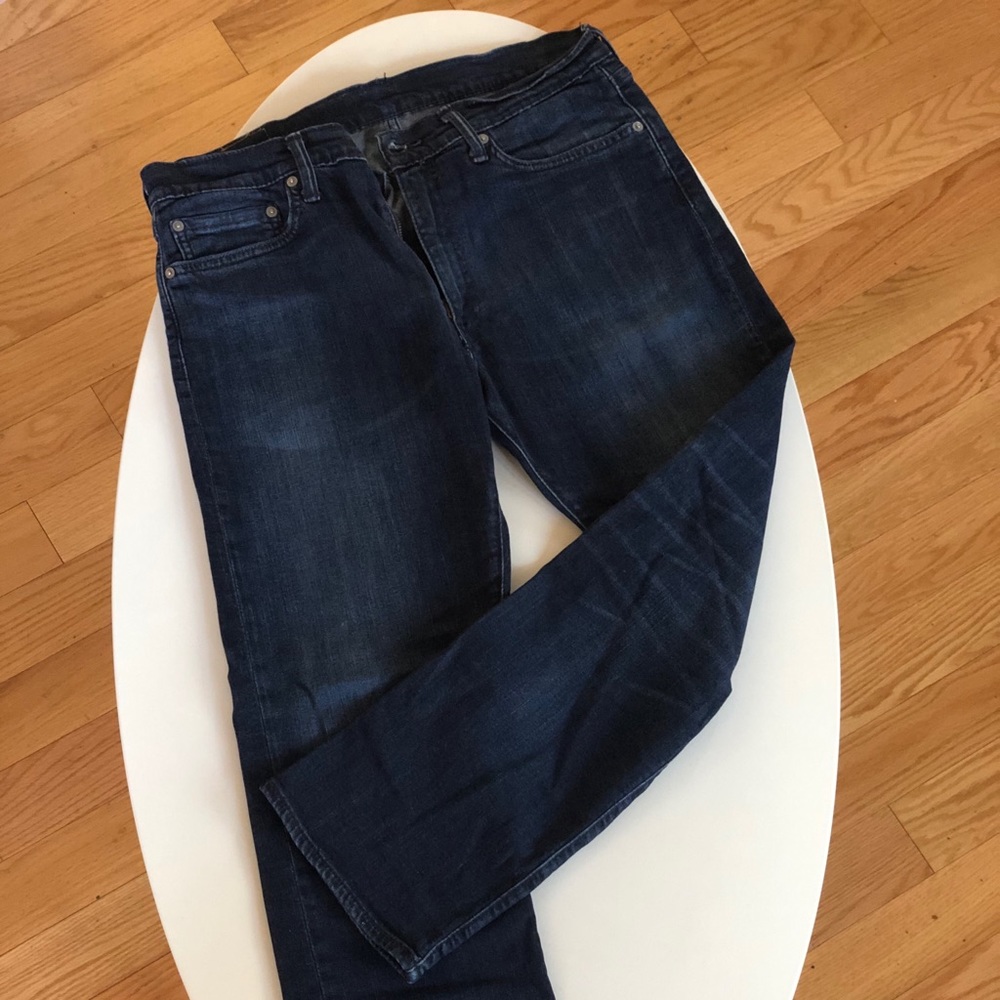 Levi's 513 jeans